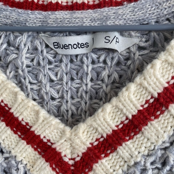 BLUENOTES 🍀2/$30🍀Classic Knit Sweater Small - Picture 3 of 7